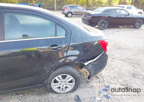 2015 Chevrolet Sonic Lt Auto из США, поврежденный, VIN 1G1JC5SH3F4164235